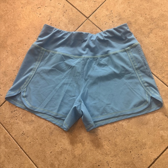 Huk Sky Blue Active shorts - Picture 4 of 5